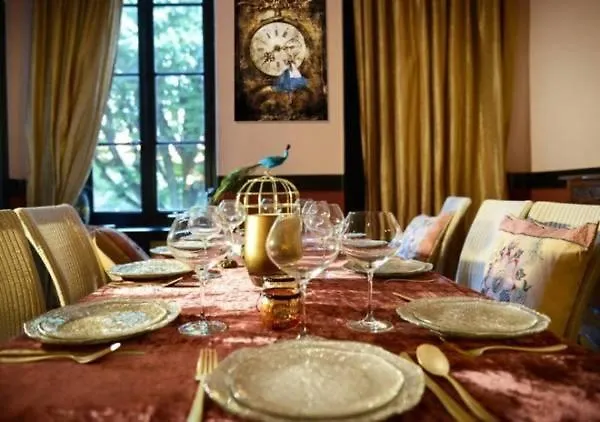 Maison de Fogasses : Luxury Apartments Avignon 0*,  France